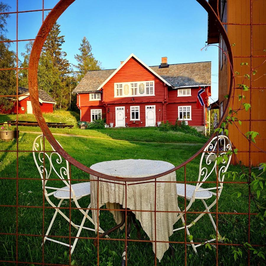 Haugtun Gardspensjonat Og Leiligheter Nordre Land Ngoại thất bức ảnh
