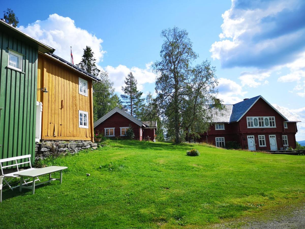 Haugtun Gardspensjonat Og Leiligheter Nordre Land Ngoại thất bức ảnh